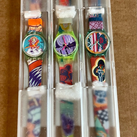 REDUCED $50 each only 2 Scubas remain!
NWT SWATCH - 2 SCUBA WATCHES - Picture 5 of 5